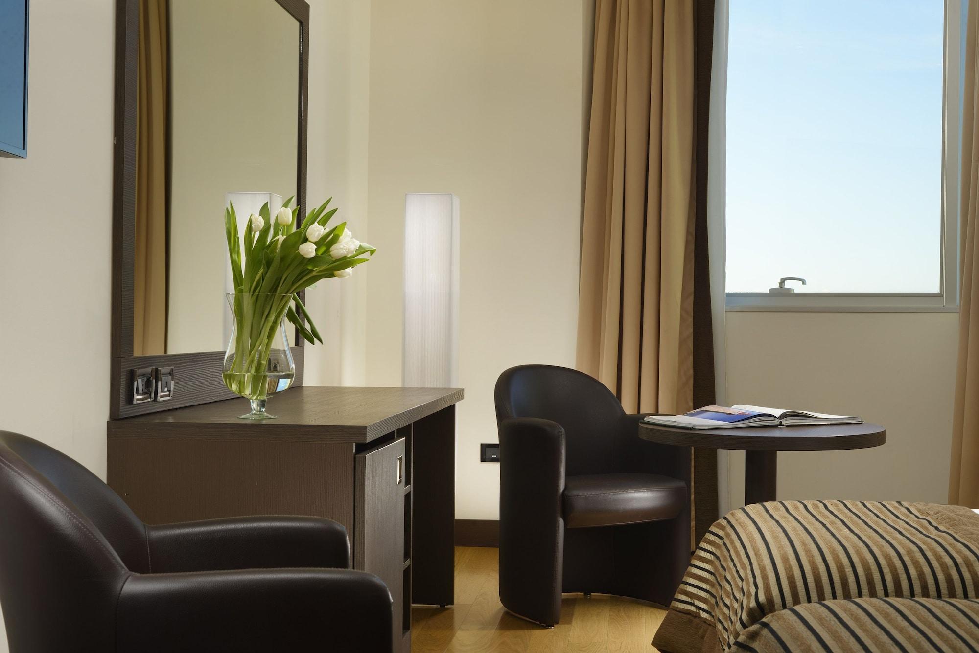 Hotel Diamante Алесандрия Екстериор снимка