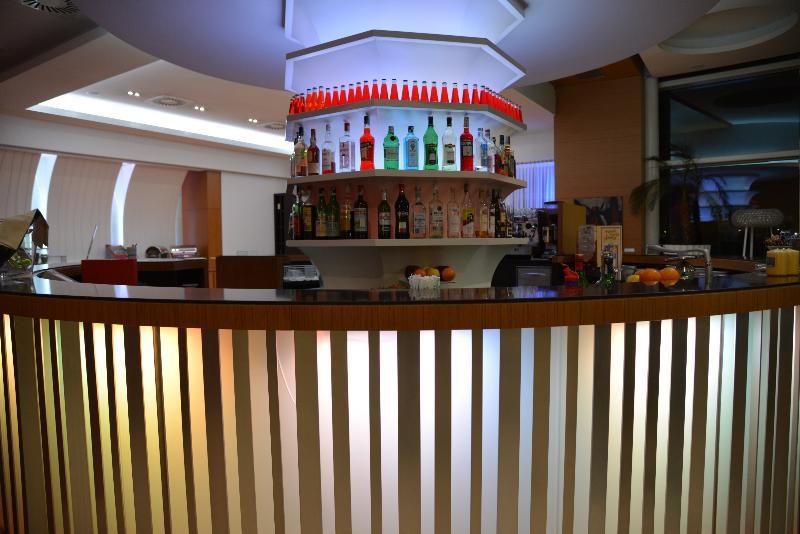 Hotel Diamante Алесандрия Екстериор снимка