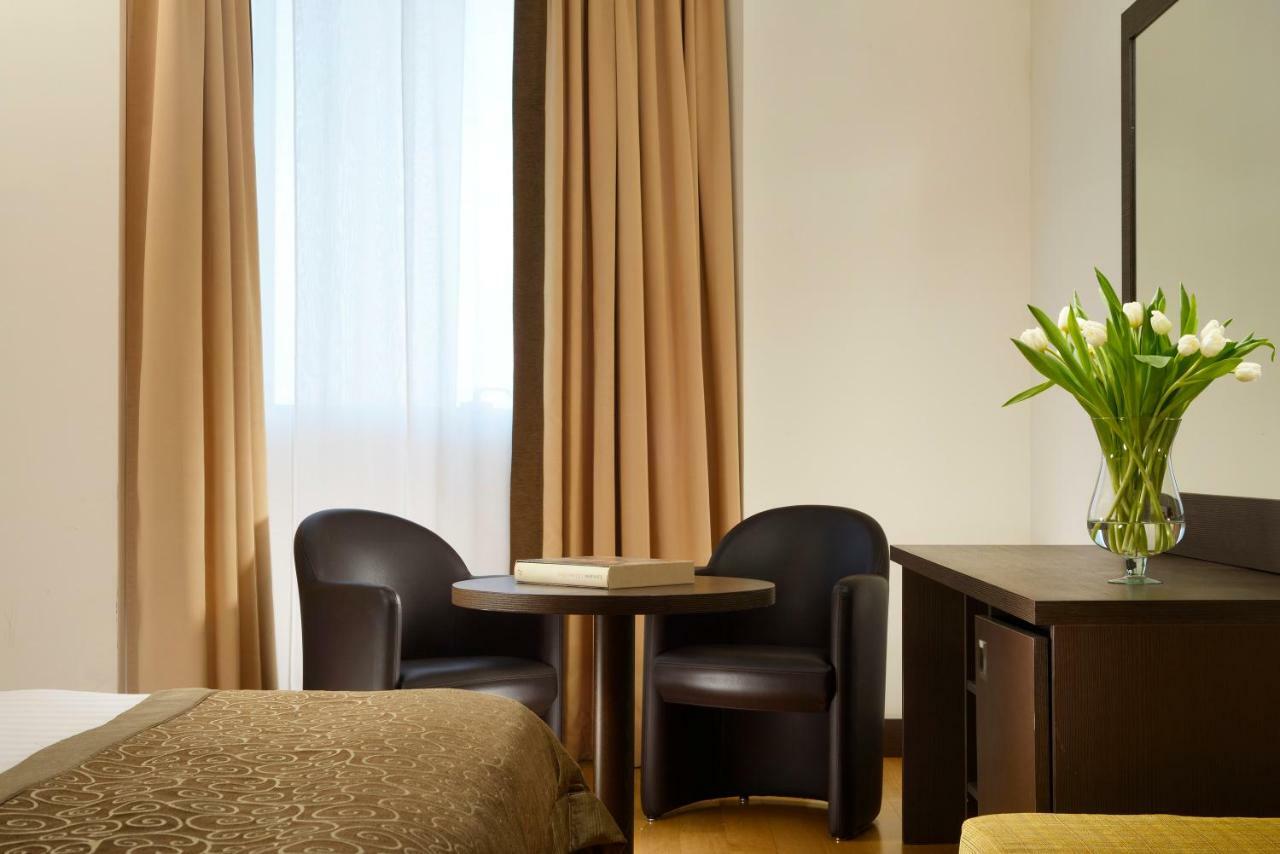 Hotel Diamante Алесандрия Екстериор снимка