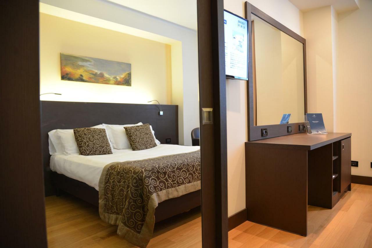 Hotel Diamante Алесандрия Екстериор снимка